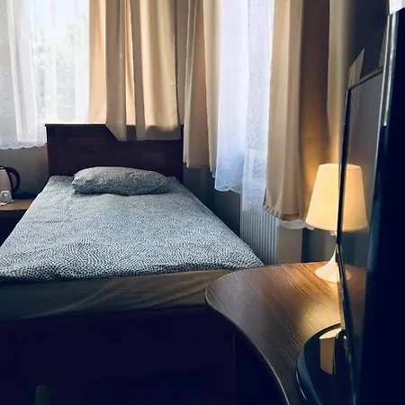 Przystanek Stacja Motel Wyszogrod